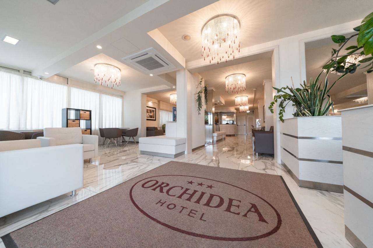 Hotel Orchidea Червия Екстериор снимка