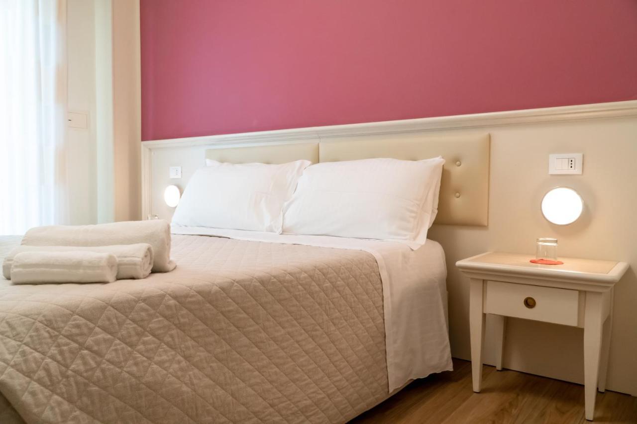 Hotel Orchidea Червия Екстериор снимка
