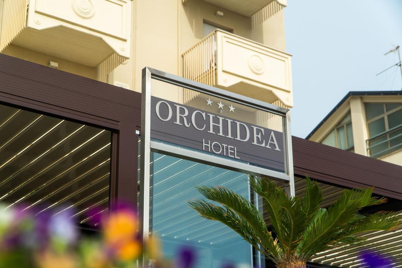 Hotel Orchidea Червия Екстериор снимка