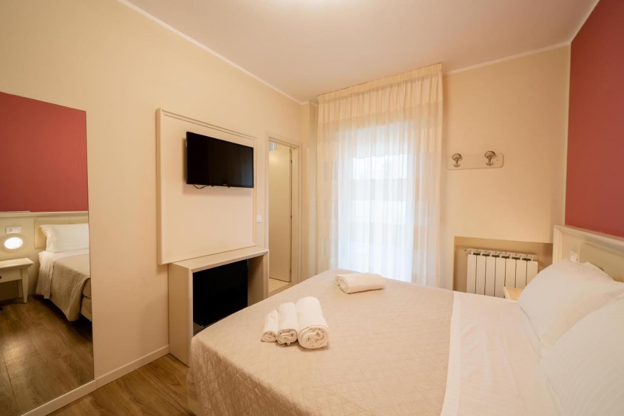 Hotel Orchidea Червия Екстериор снимка