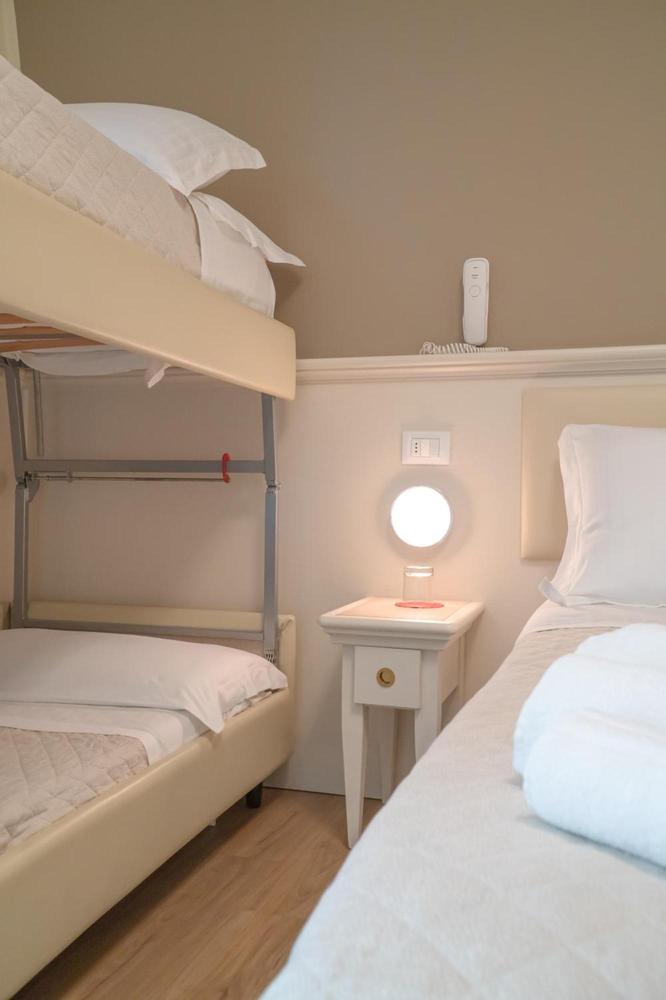 Hotel Orchidea Червия Екстериор снимка