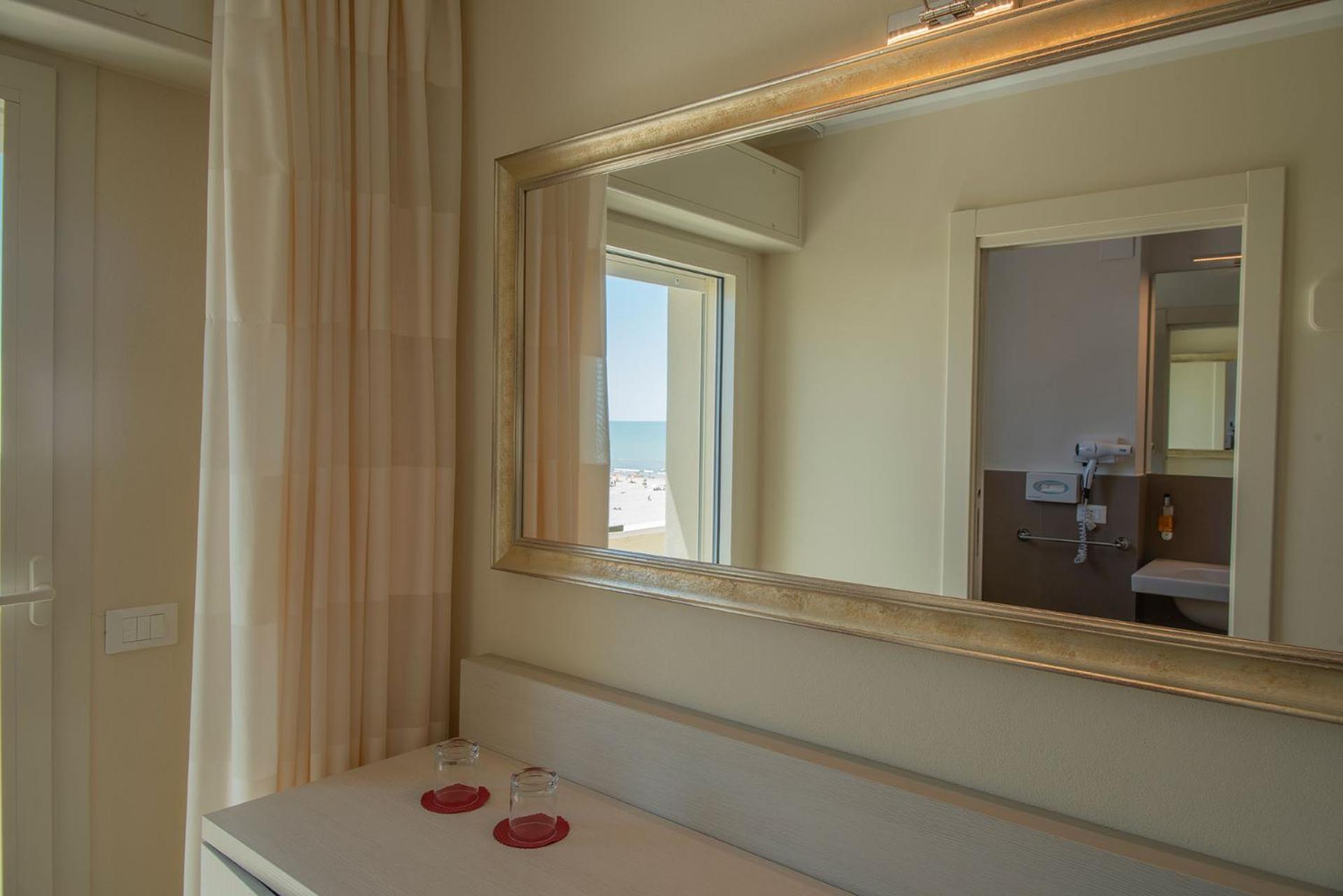 Hotel Orchidea Червия Екстериор снимка