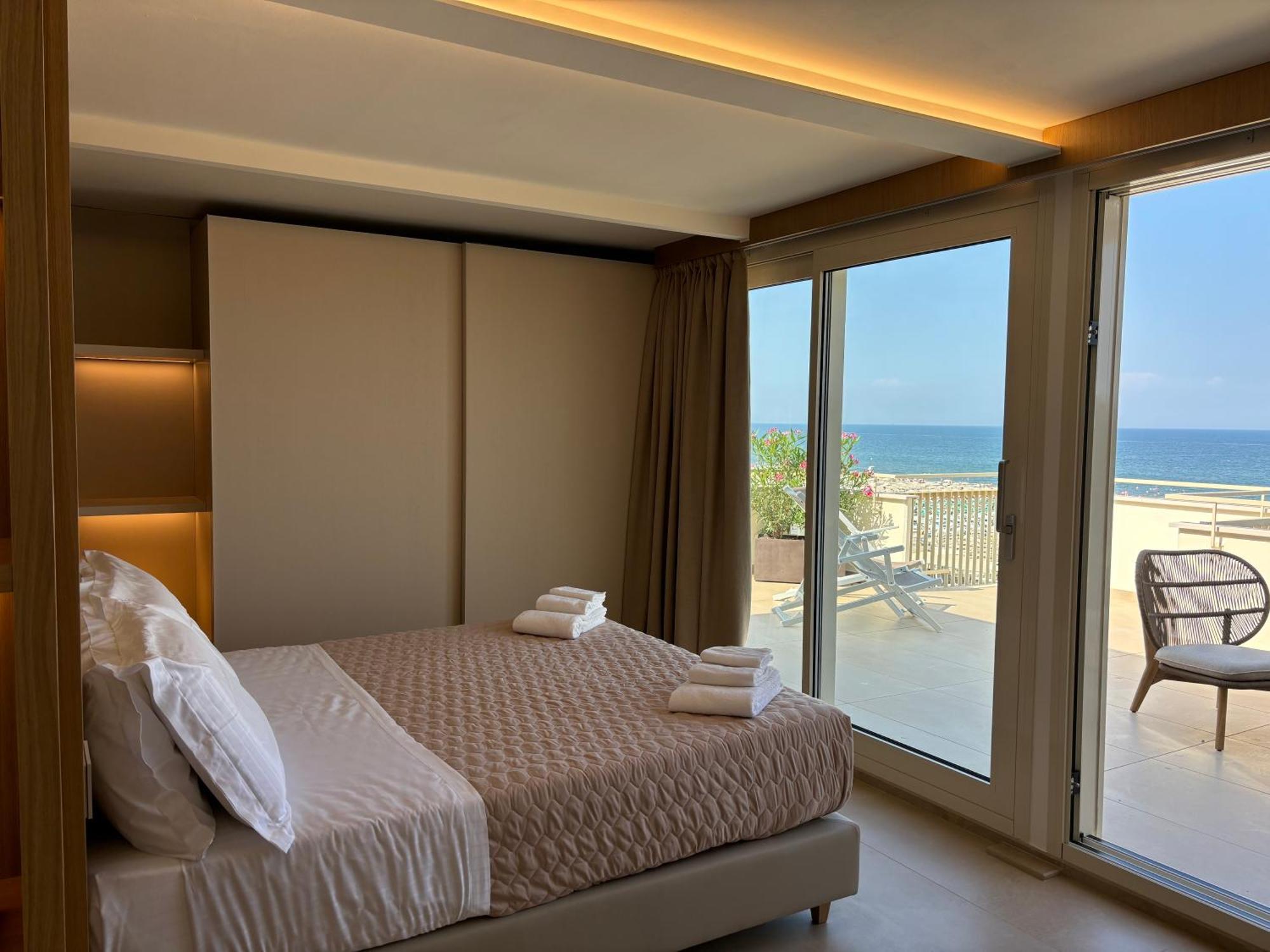 Hotel Orchidea Червия Екстериор снимка